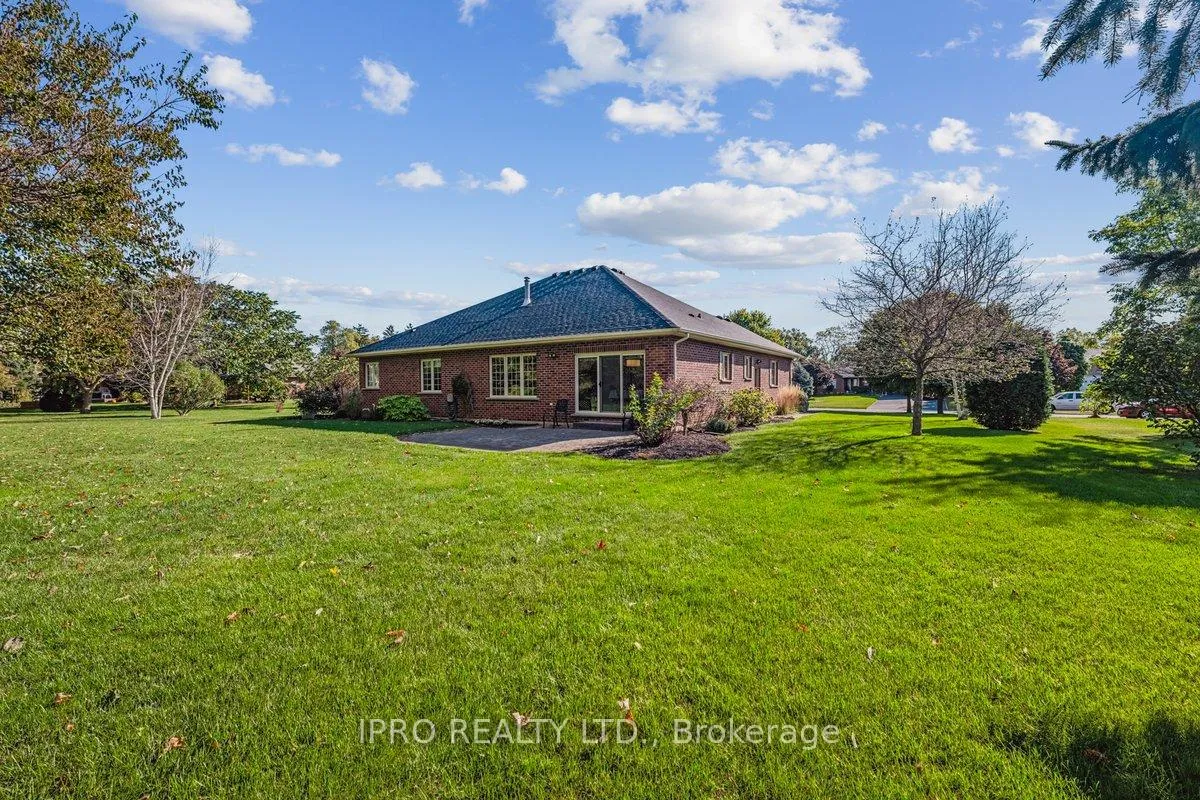 Photo 26 of 9 Barnes Farm Road, Brant, Brantford Twp — HOMEH