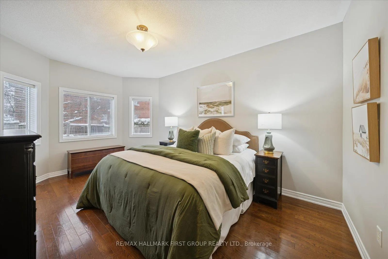 Photo 13 of 19 Elder Crescent, Whitby, Brooklin — HOMEH