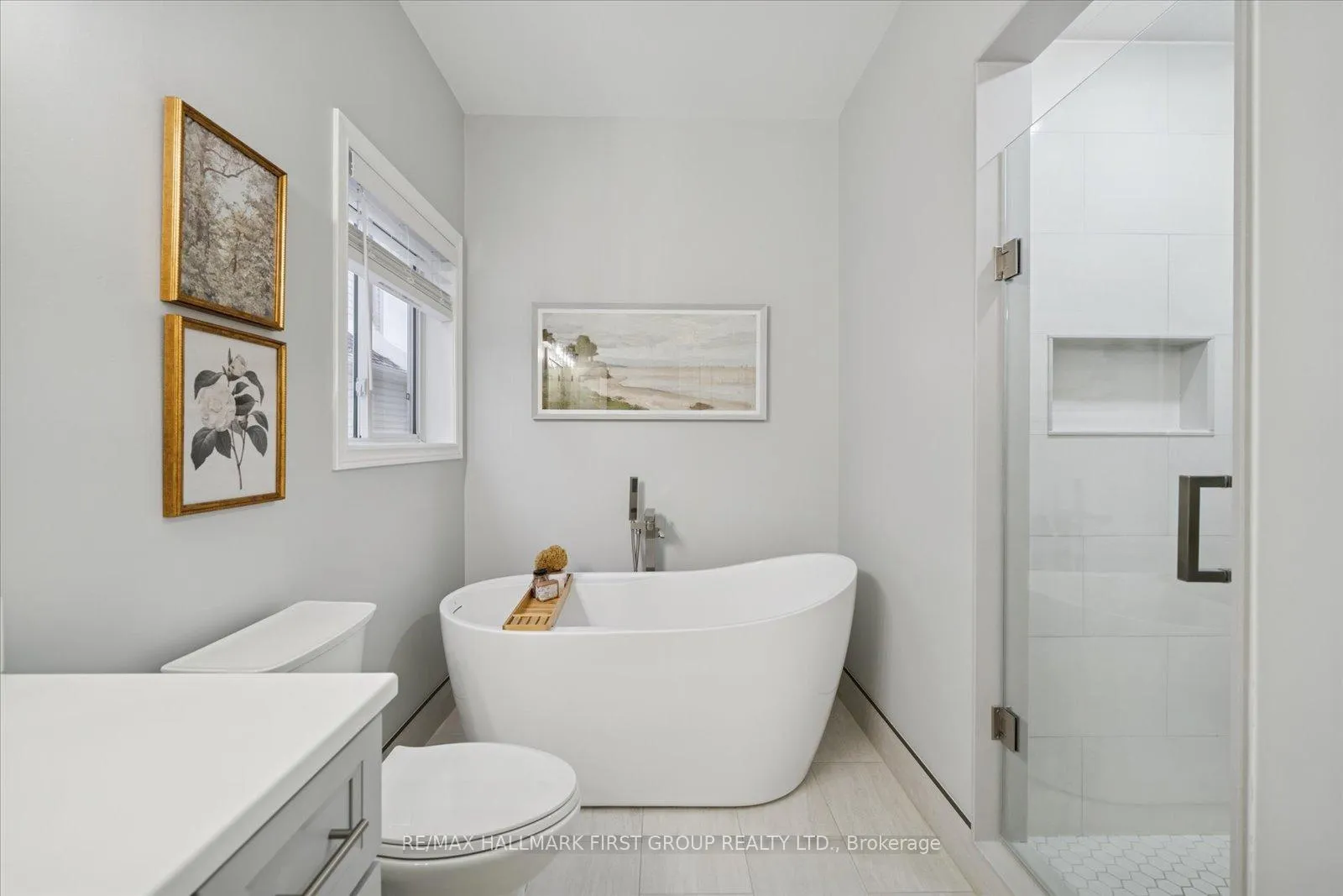 Photo 16 of 19 Elder Crescent, Whitby, Brooklin — HOMEH