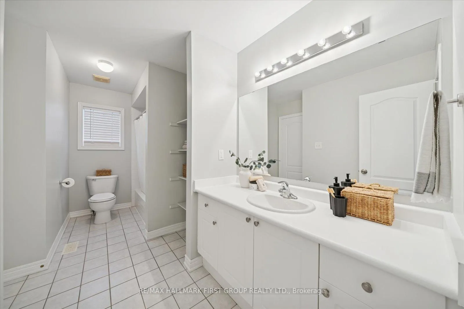 Photo 24 of 19 Elder Crescent, Whitby, Brooklin — HOMEH