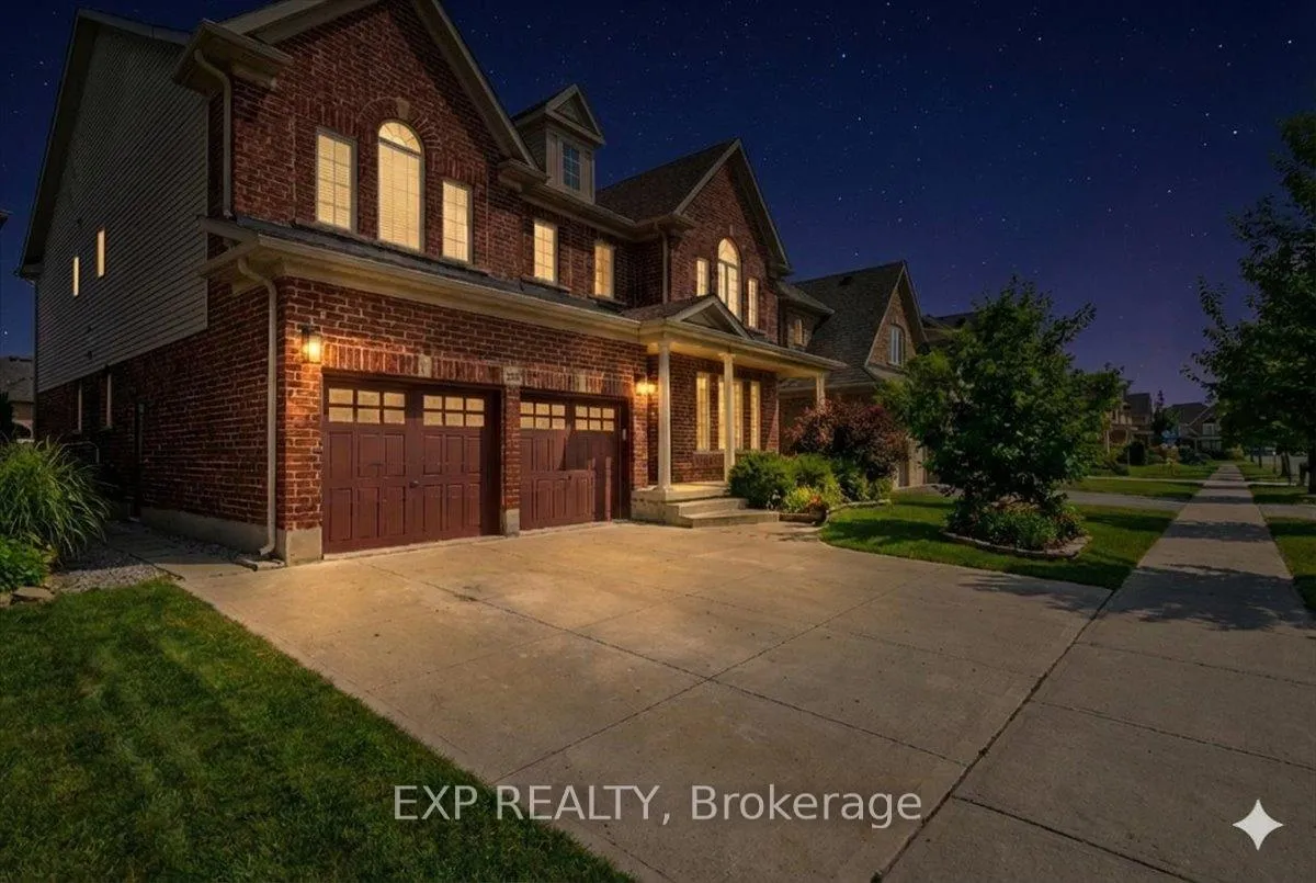 Photo 4 of 93 Tremaine Drive, Kitchener — HOMEH