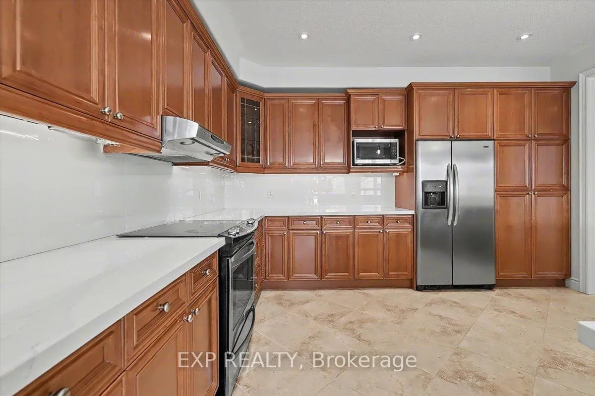 Photo 14 of 93 Tremaine Drive, Kitchener — HOMEH
