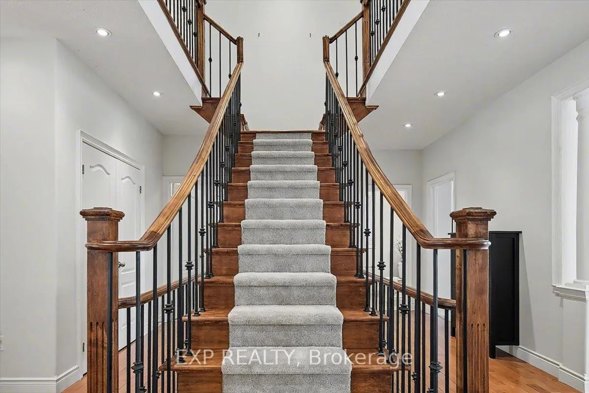 Photo 20 of 93 Tremaine Drive, Kitchener — HOMEH