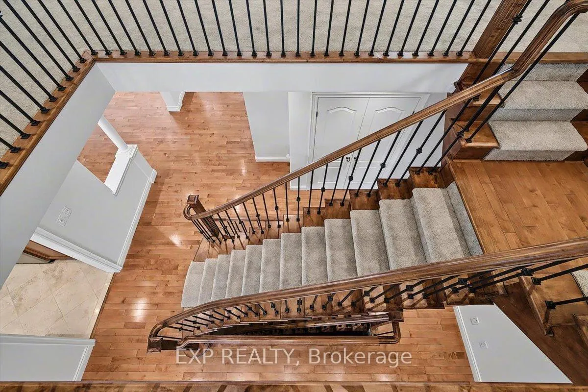 Photo 21 of 93 Tremaine Drive, Kitchener — HOMEH