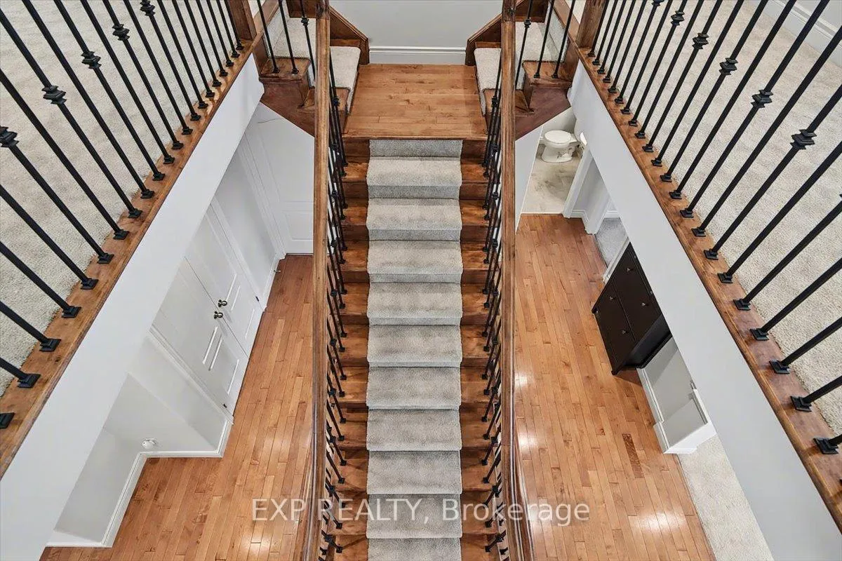 Photo 33 of 93 Tremaine Drive, Kitchener — HOMEH