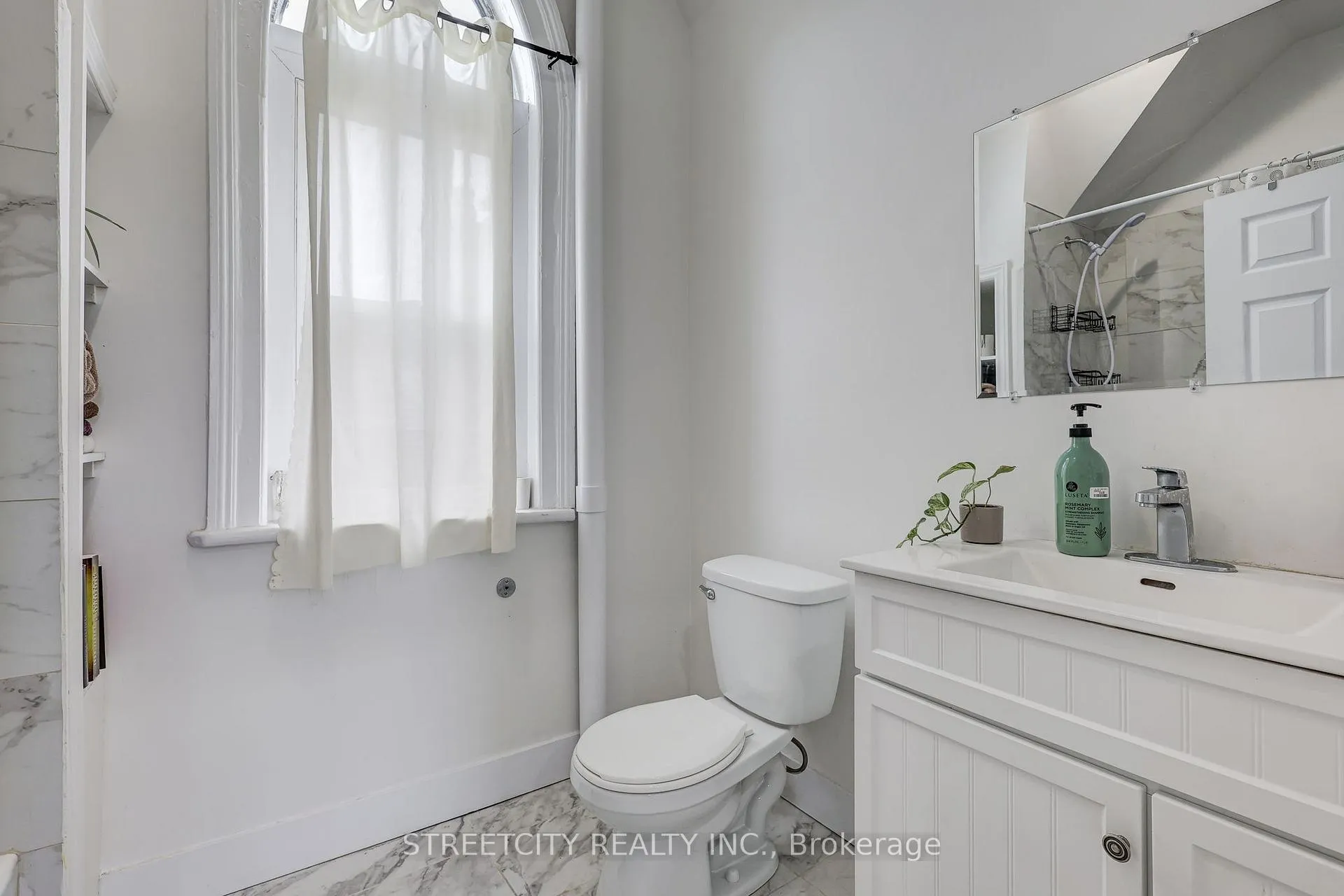 Photo 23 of 12 Weldon Avenue, St. Thomas — HOMEH