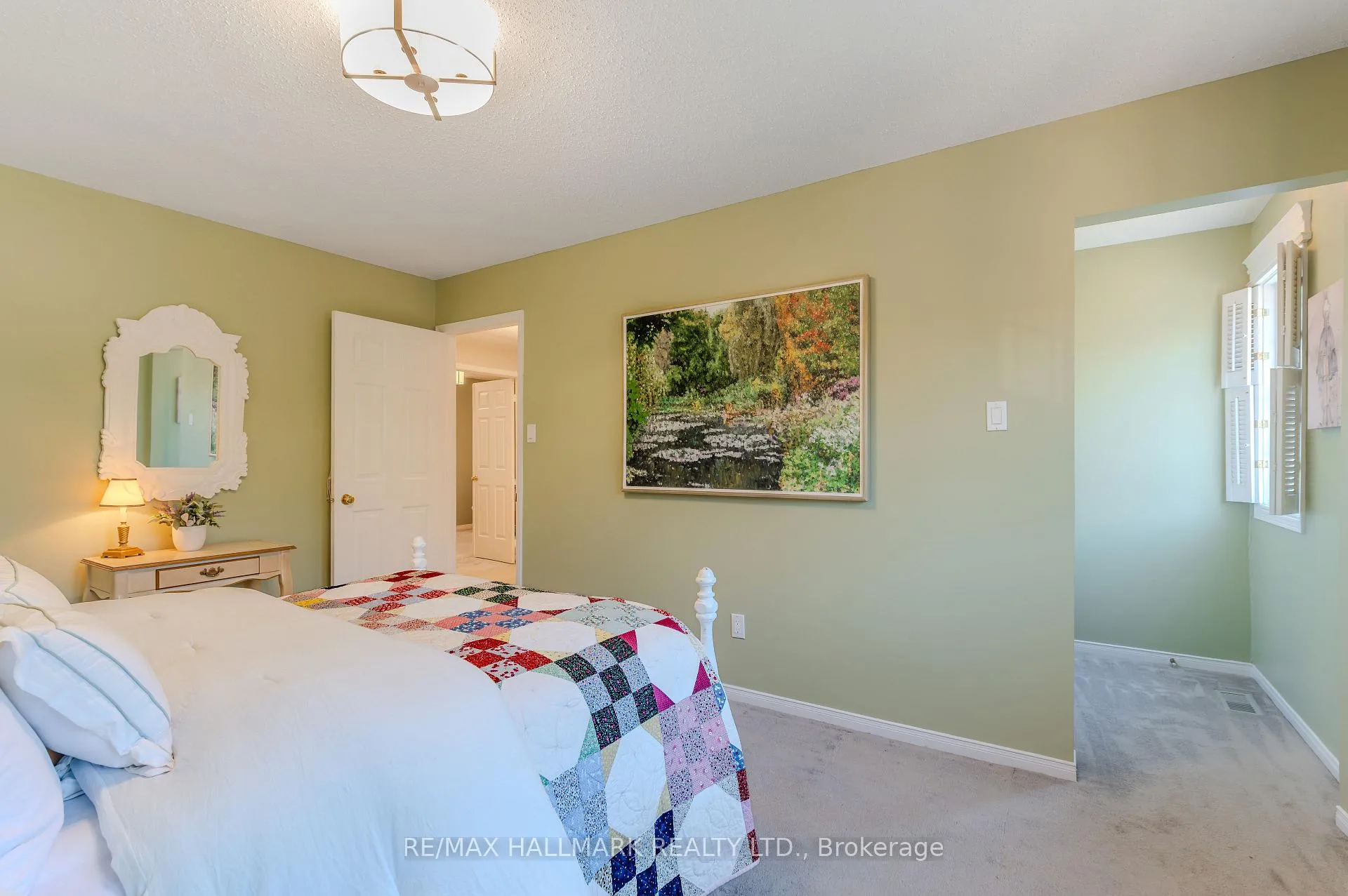 Photo 24 of 1091 Benton Crescent, Pickering, Liverpool — HOMEH
