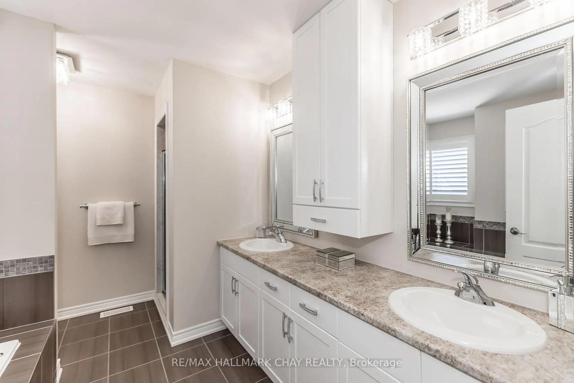 Photo 16 of 59 Arnold Crescent, Essa, Angus — HOMEH