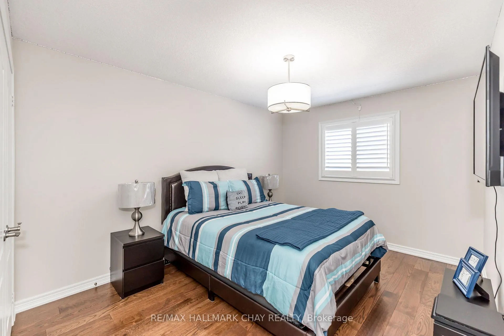 Photo 18 of 59 Arnold Crescent, Essa, Angus — HOMEH