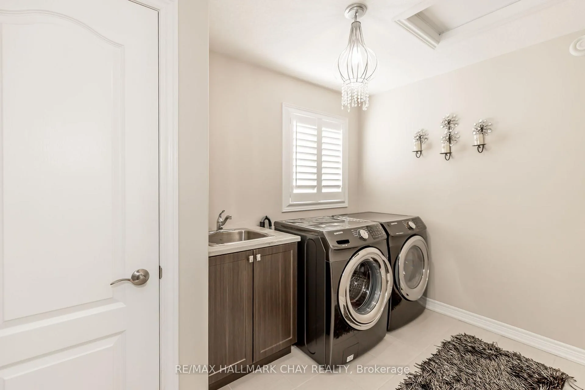 Photo 21 of 59 Arnold Crescent, Essa, Angus — HOMEH