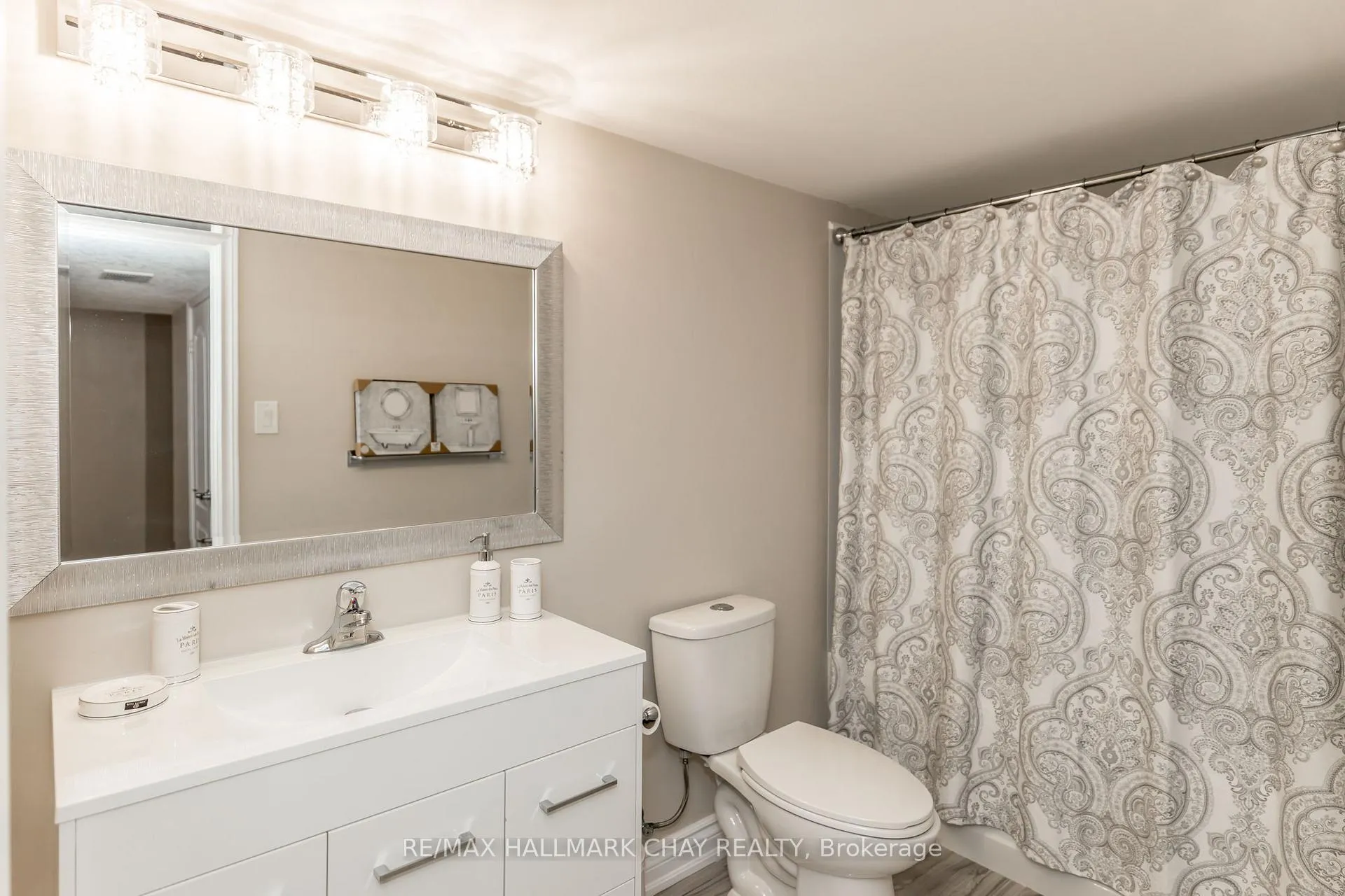 Photo 25 of 59 Arnold Crescent, Essa, Angus — HOMEH