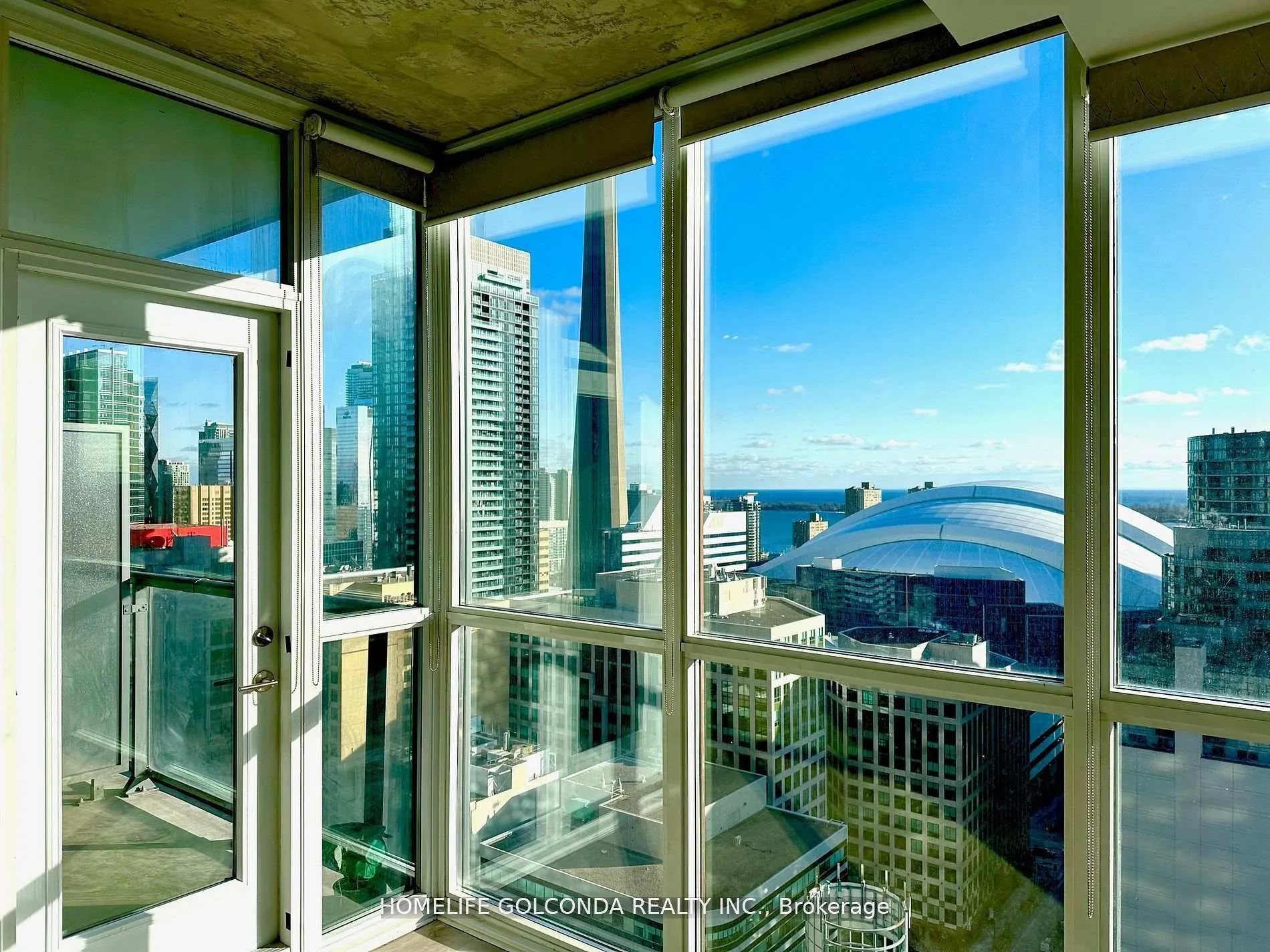 Photo 8 of Unit 2607, 88 Blue Jays Way, Toronto, Waterfront Communities — HOMEH