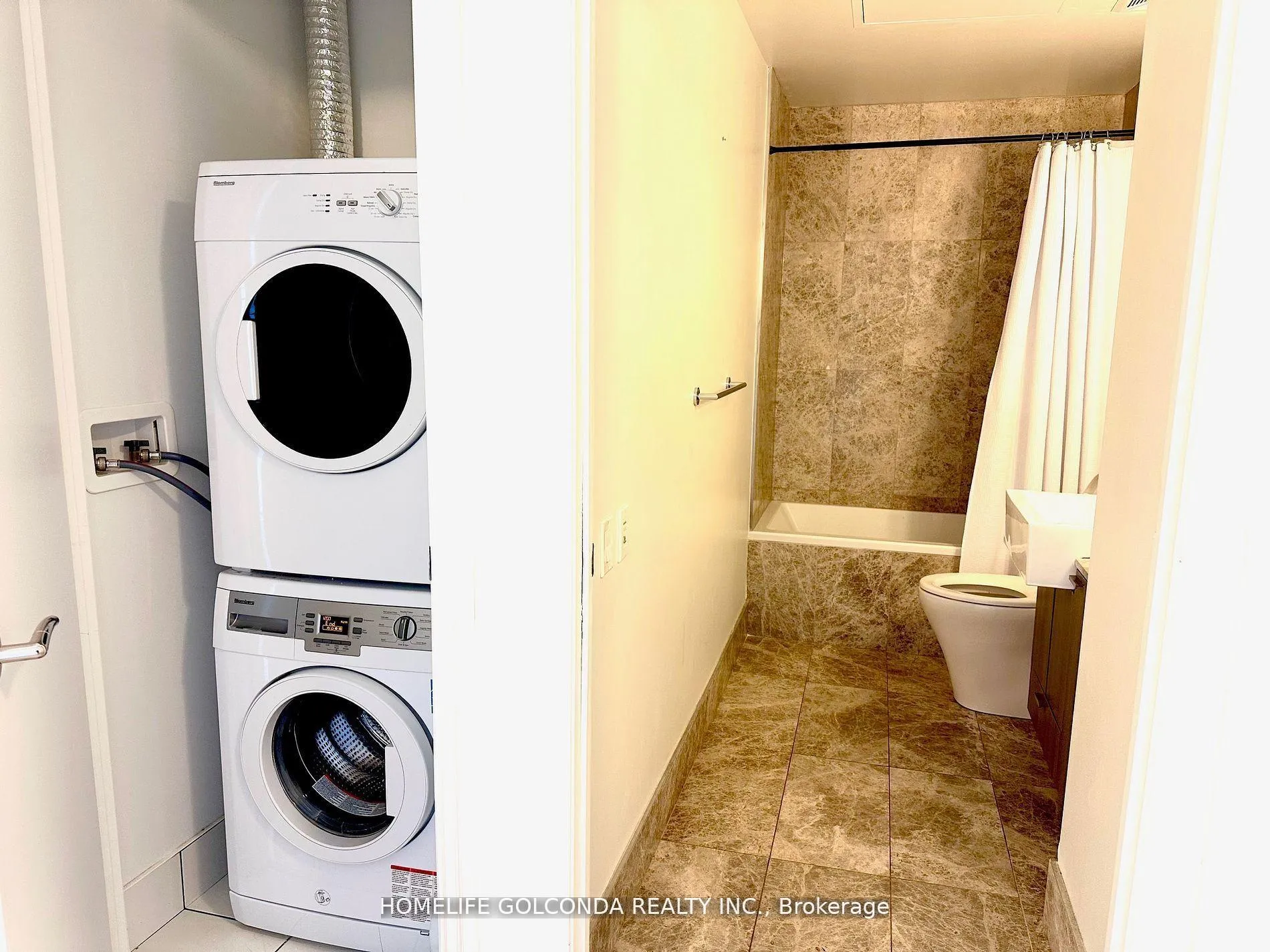 Photo 12 of Unit 2607, 88 Blue Jays Way, Toronto, Waterfront Communities — HOMEH