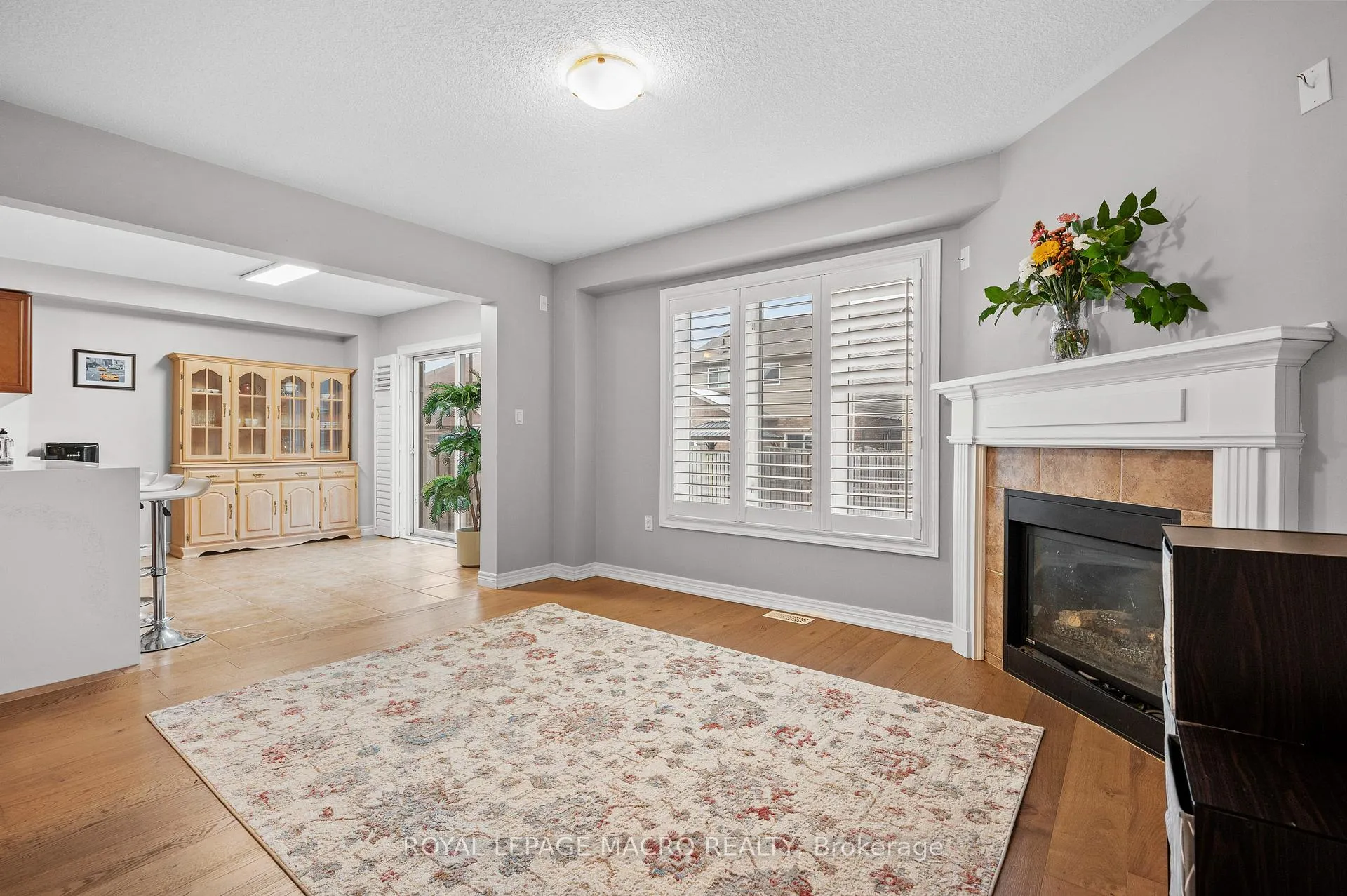 Photo 12 of 44 Pelech Crescent, Hamilton, Stoney Creek Mountain — HOMEH