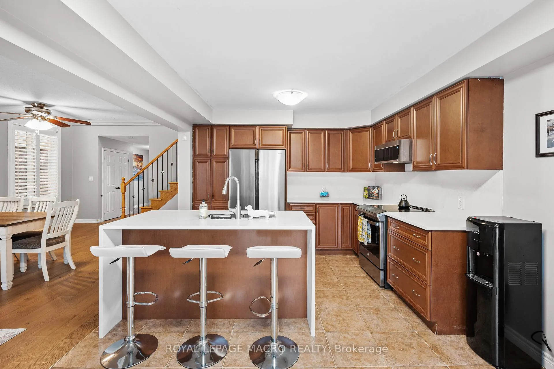 Photo 14 of 44 Pelech Crescent, Hamilton, Stoney Creek Mountain — HOMEH