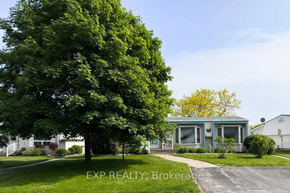 Photo 3 of 52 Fairway Drive, Clarington, Newcastle — HOMEH