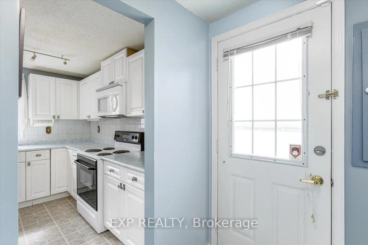Photo 25 of 52 Fairway Drive, Clarington, Newcastle — HOMEH