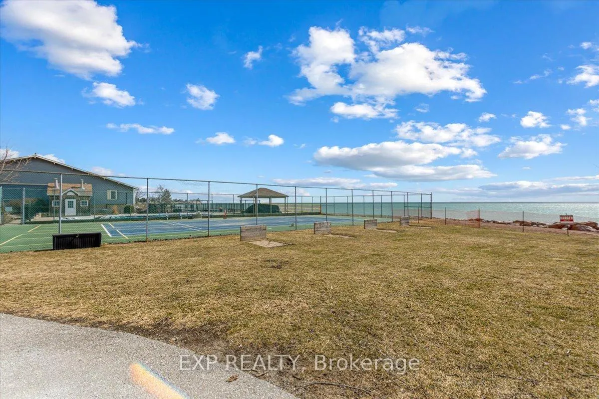 Photo 40 of 52 Fairway Drive, Clarington, Newcastle — HOMEH