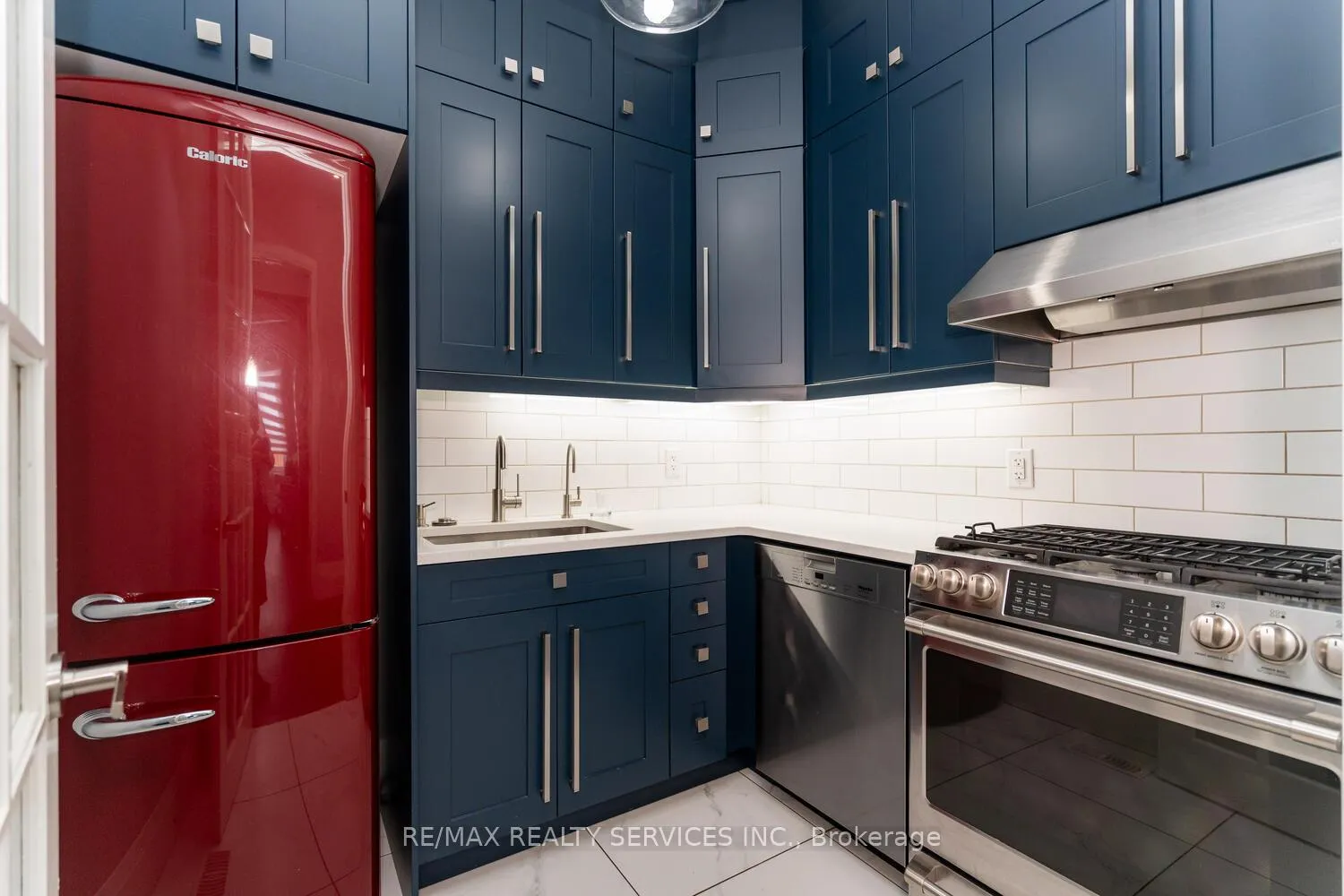 Photo 25 of 10 Morris Street, Brant, Paris — HOMEH