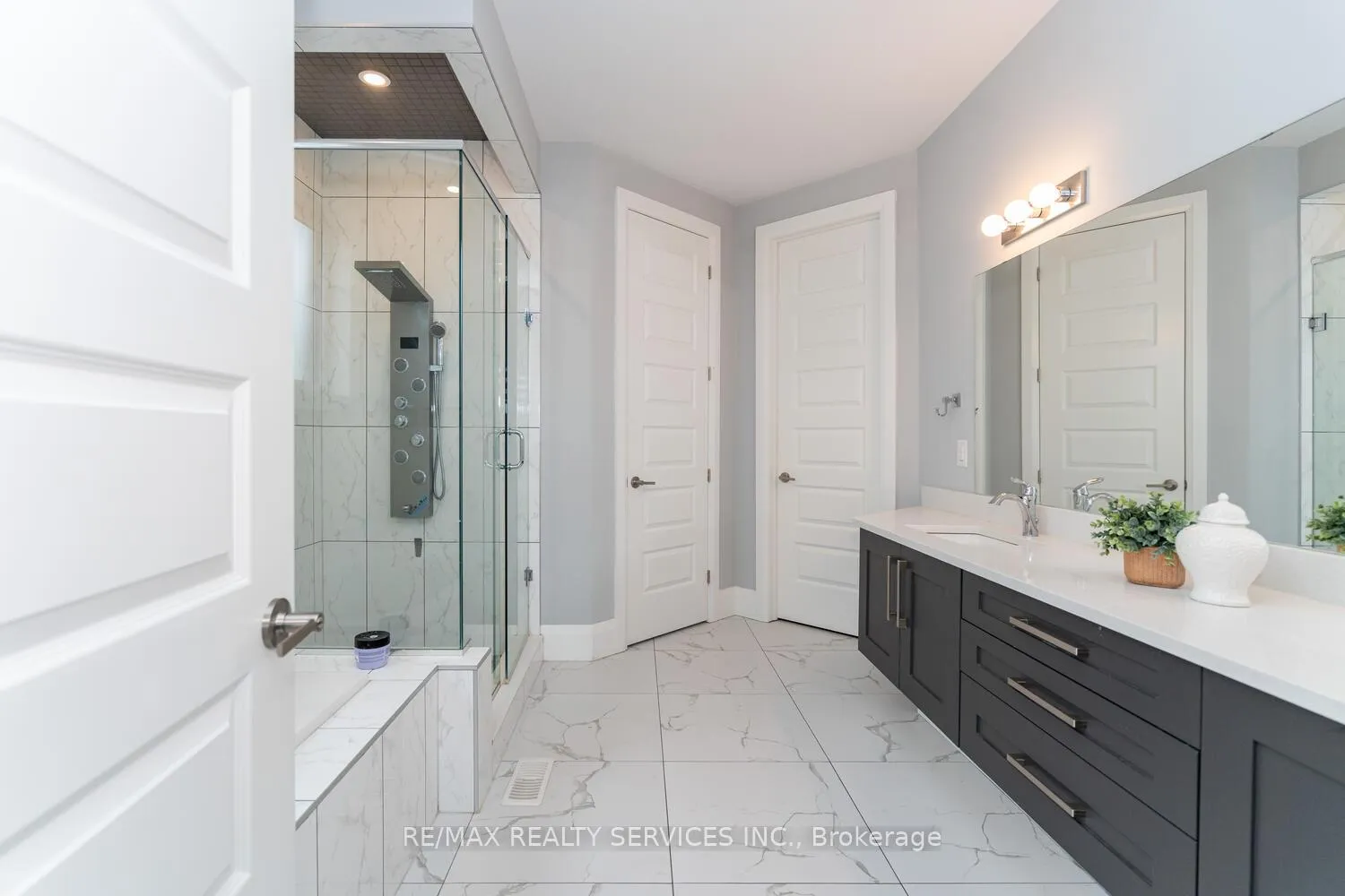 Photo 31 of 10 Morris Street, Brant, Paris — HOMEH