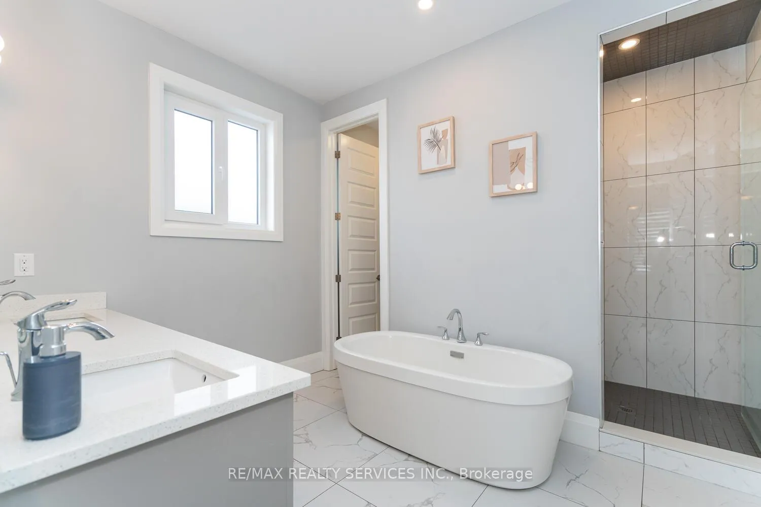 Photo 39 of 10 Morris Street, Brant, Paris — HOMEH
