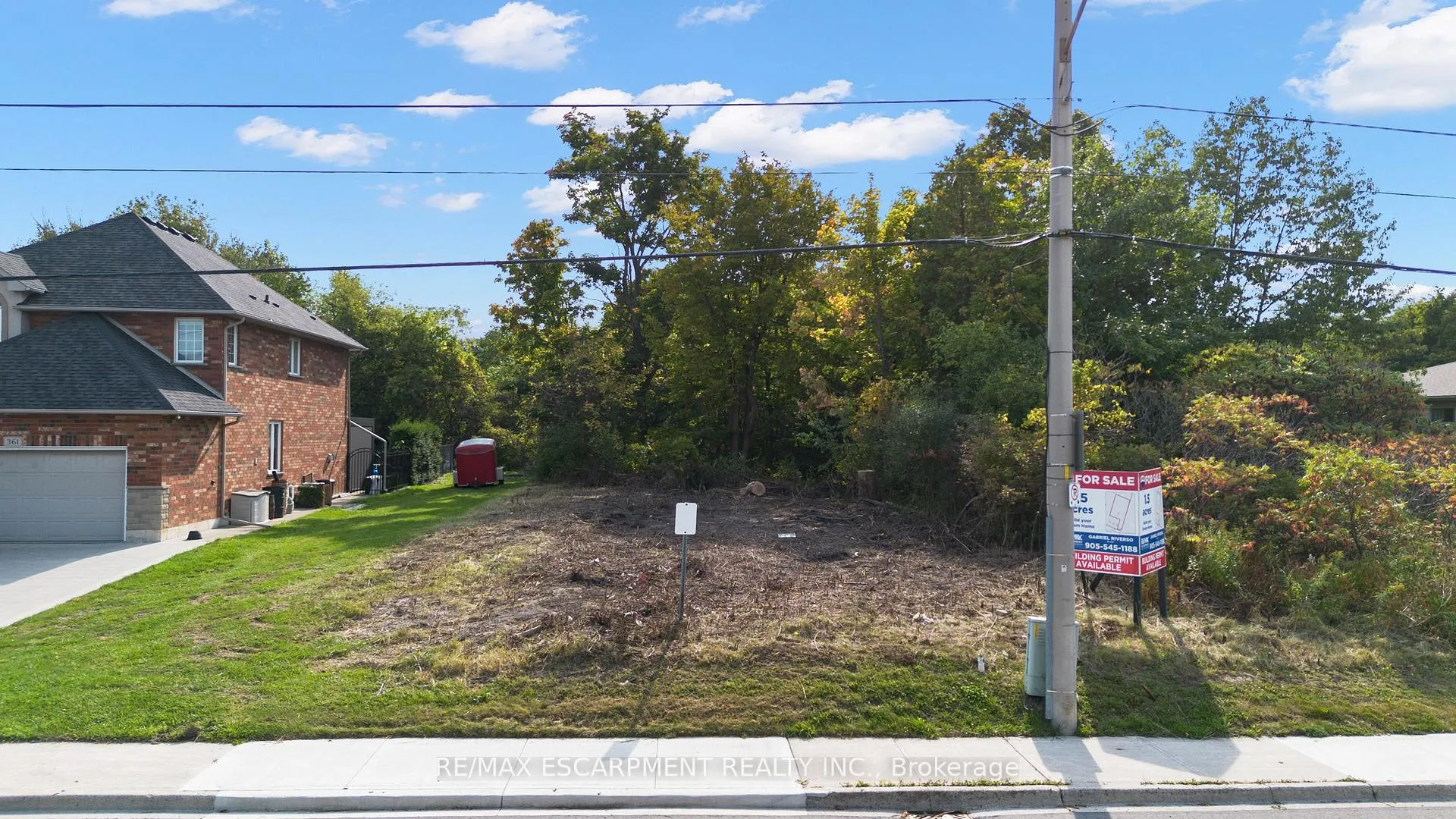 Photo 8 of 363 Highland Road, Hamilton, Stoney Creek Mountain — HOMEH