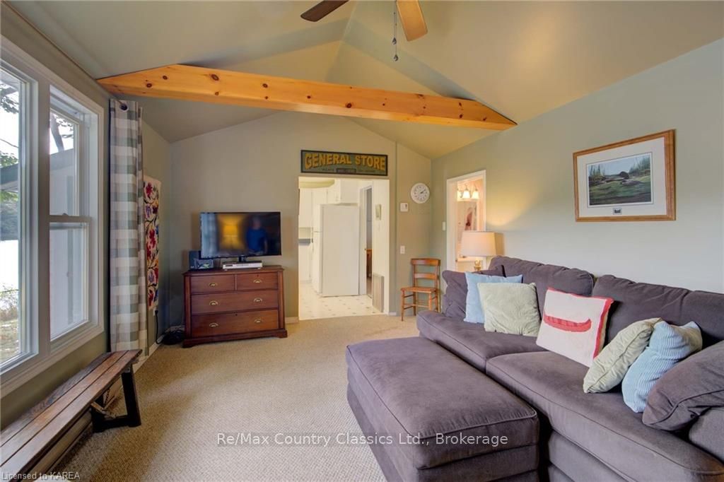 Photo 8 of 1264 Head Road, Frontenac, Frontenac North — HOMEH