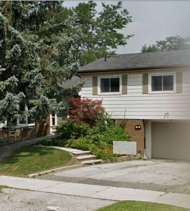 Photo 1 of Unit Lower, 64 Parkway Avenue, Markham, Markham Village — HOMEH