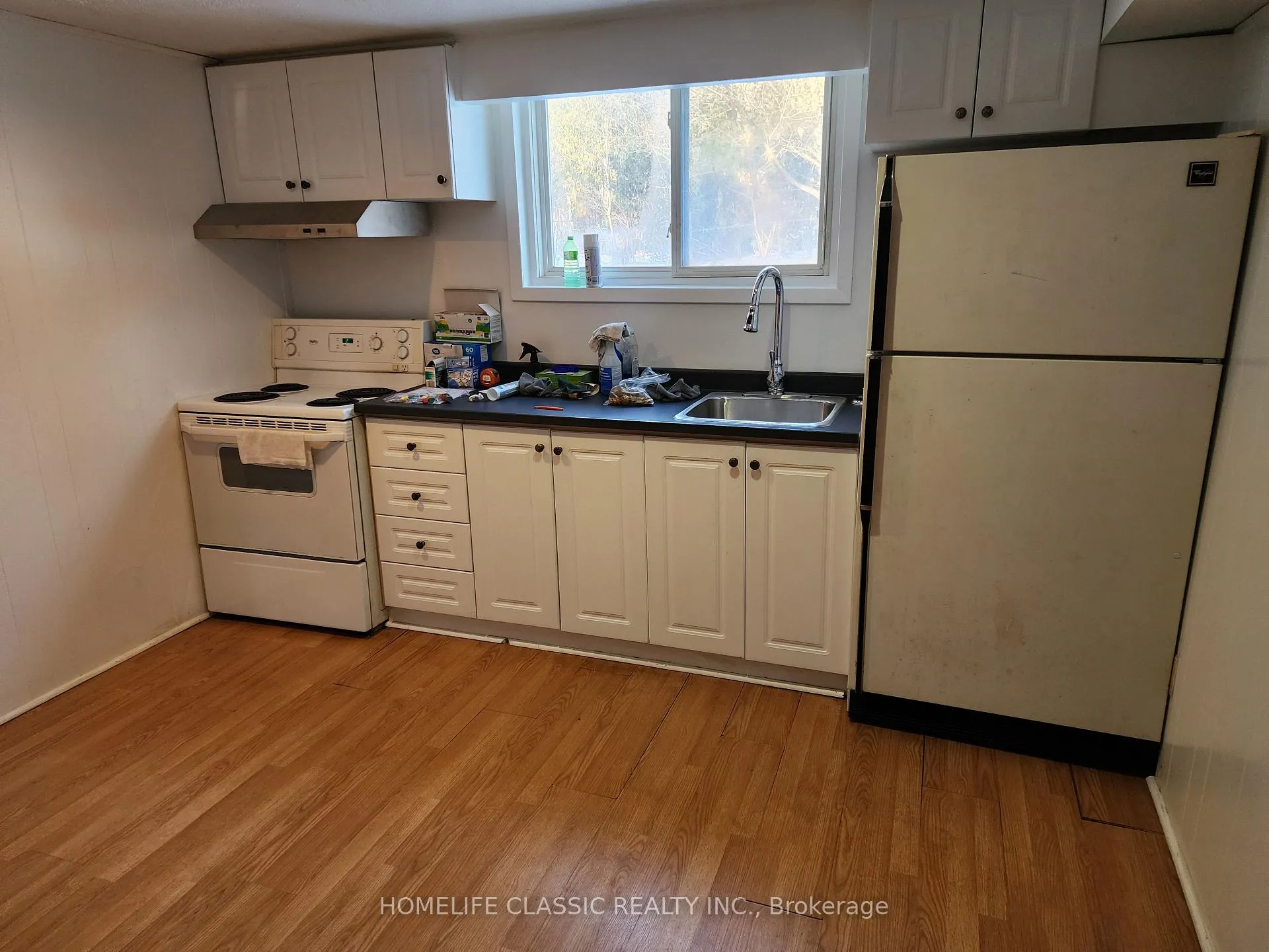 Photo 2 of Unit Lower, 64 Parkway Avenue, Markham, Markham Village — HOMEH