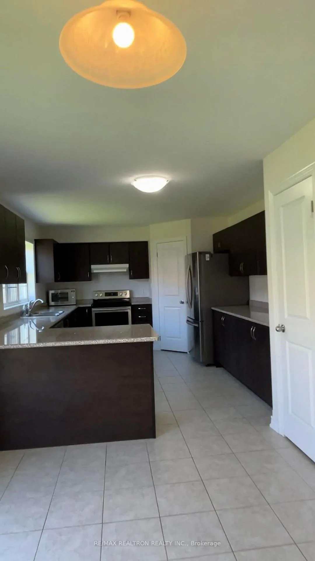 Photo 6 of 325 Noftall Gardens, Peterborough, Northcrest Ward 5 — HOMEH