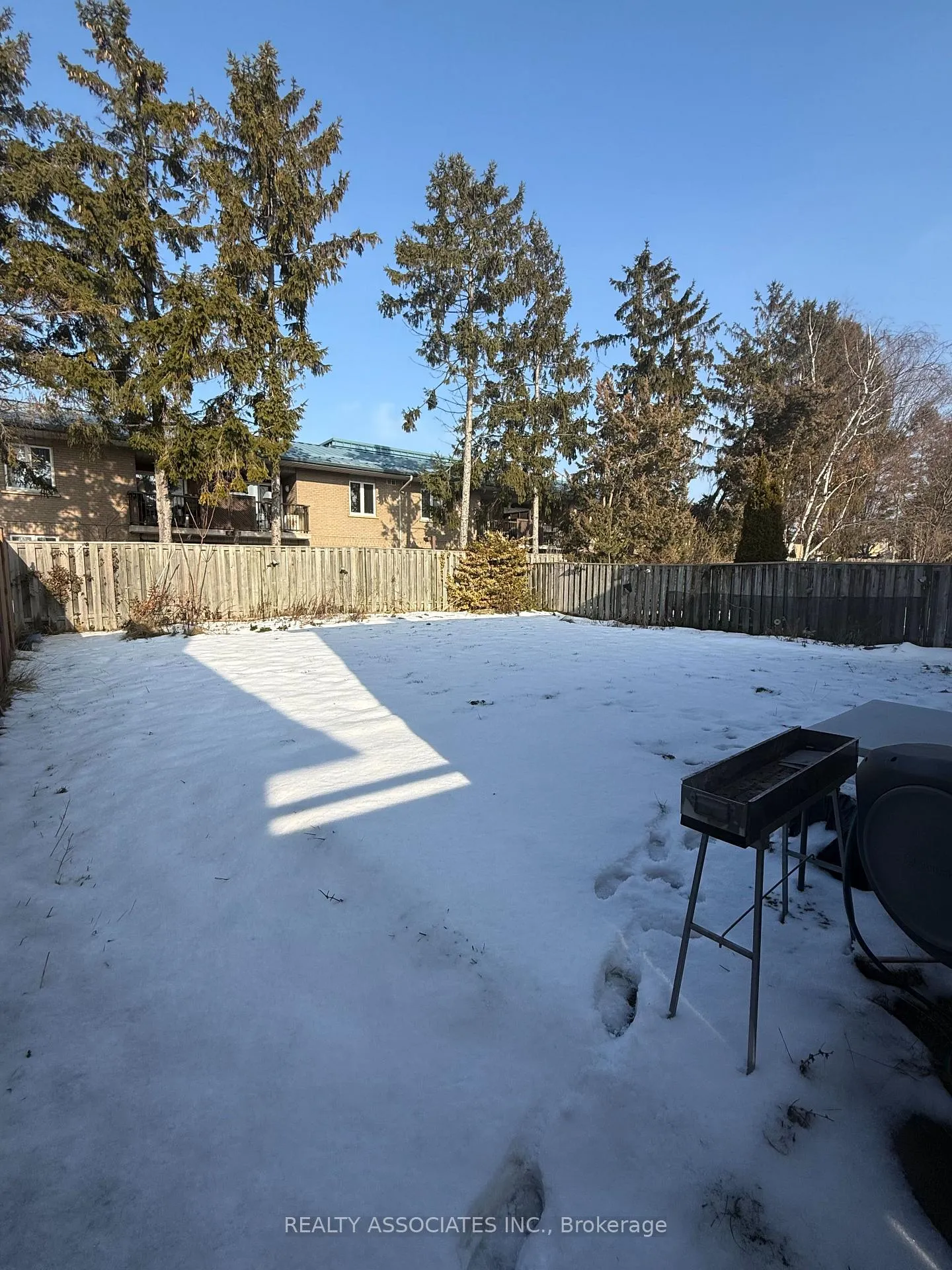 Photo 18 of 6 Harbord Crescent, Ajax, South West — HOMEH