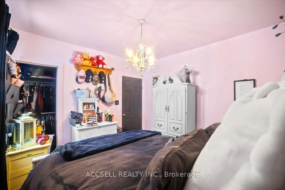 Photo 20 of 330 Hugel Avenue, Midland — HOMEH