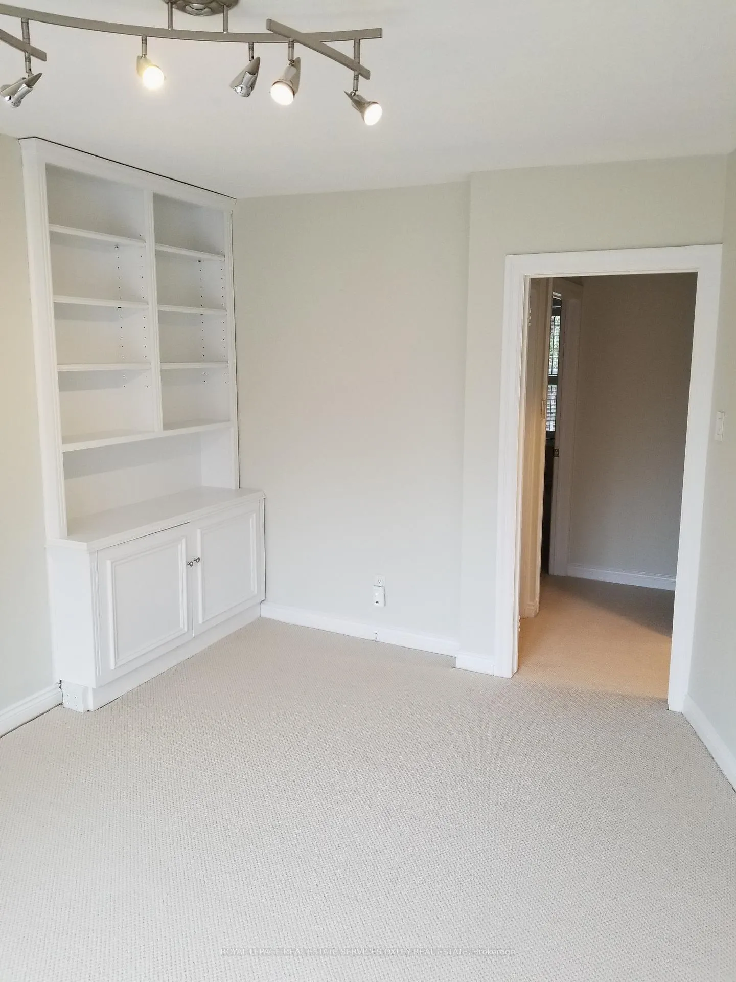 Photo 6 of 119 Macpherson Avenue, Toronto, The Annex — HOMEH