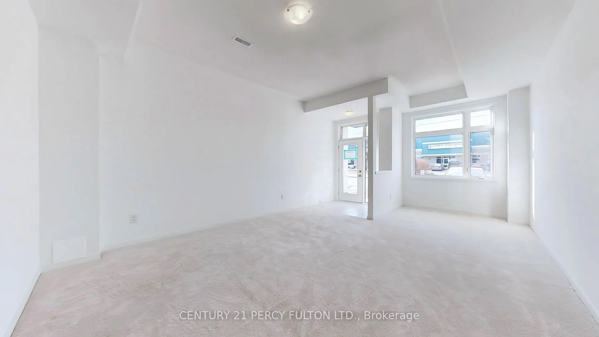 Photo 2 of 209 Monarch Avenue, Ajax, South West — HOMEH