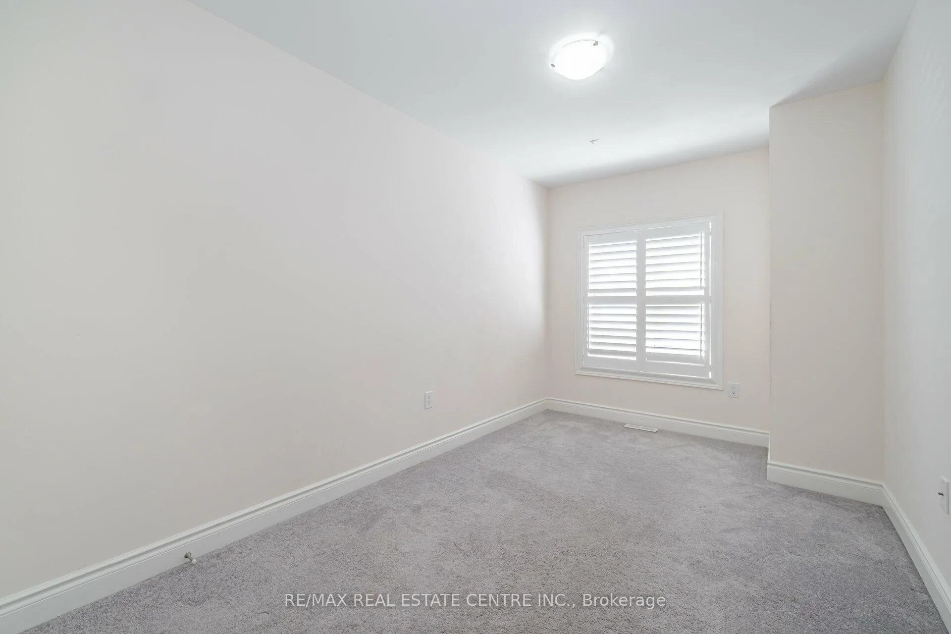 Photo 16 of 84 Heming Trail, Hamilton, Ancaster — HOMEH