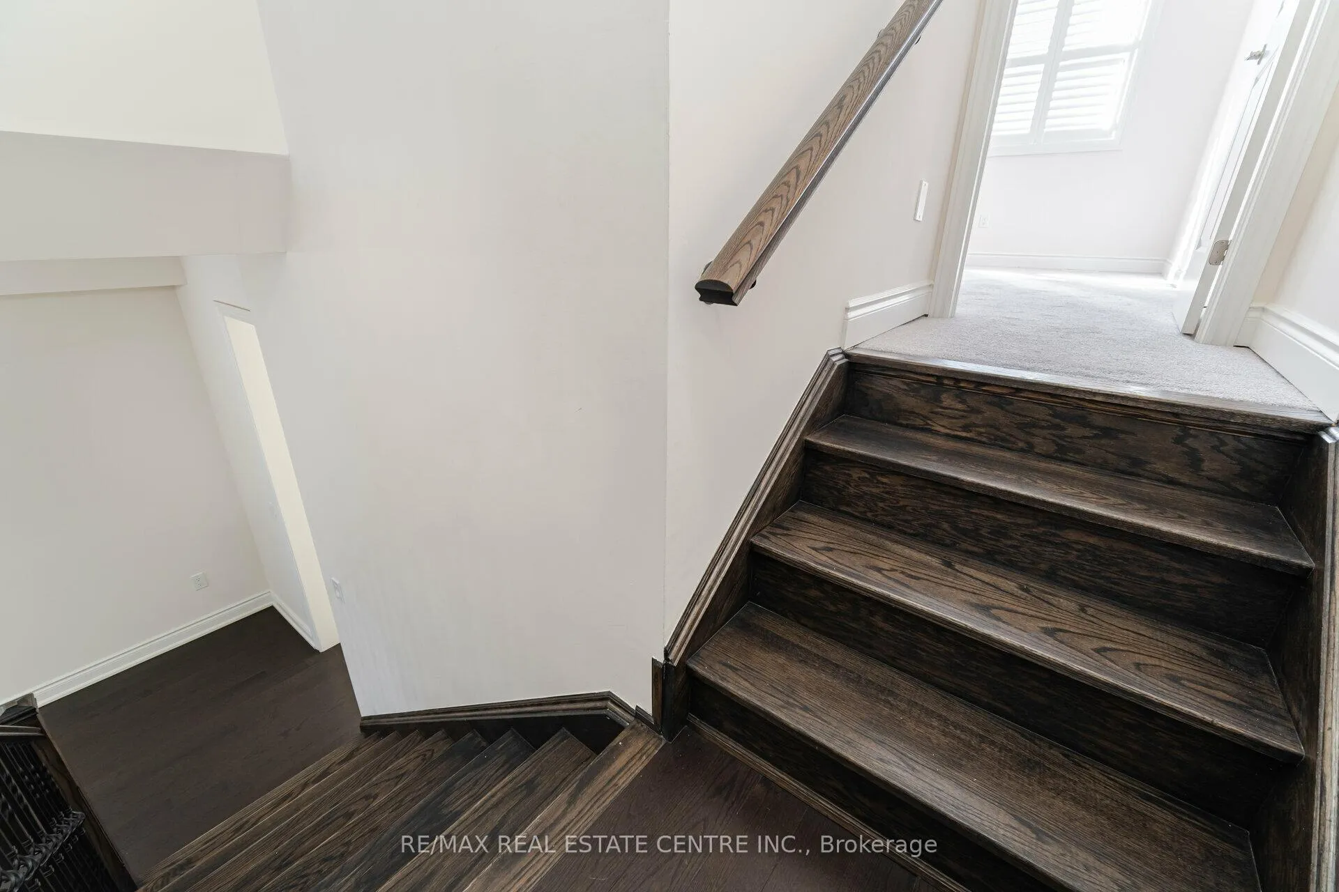 Photo 26 of 84 Heming Trail, Hamilton, Ancaster — HOMEH