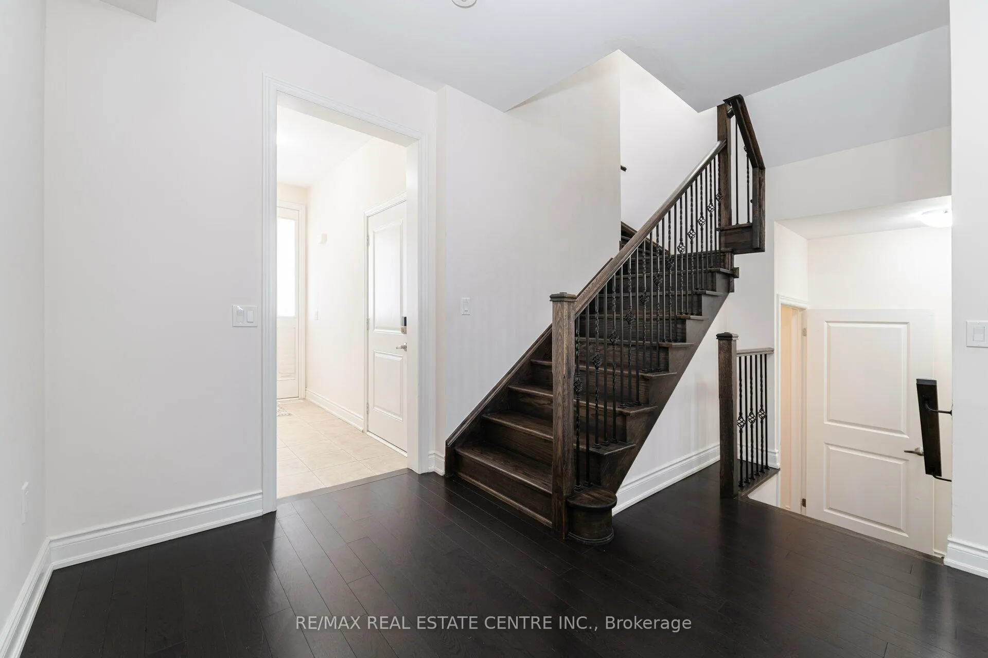 Photo 27 of 84 Heming Trail, Hamilton, Ancaster — HOMEH