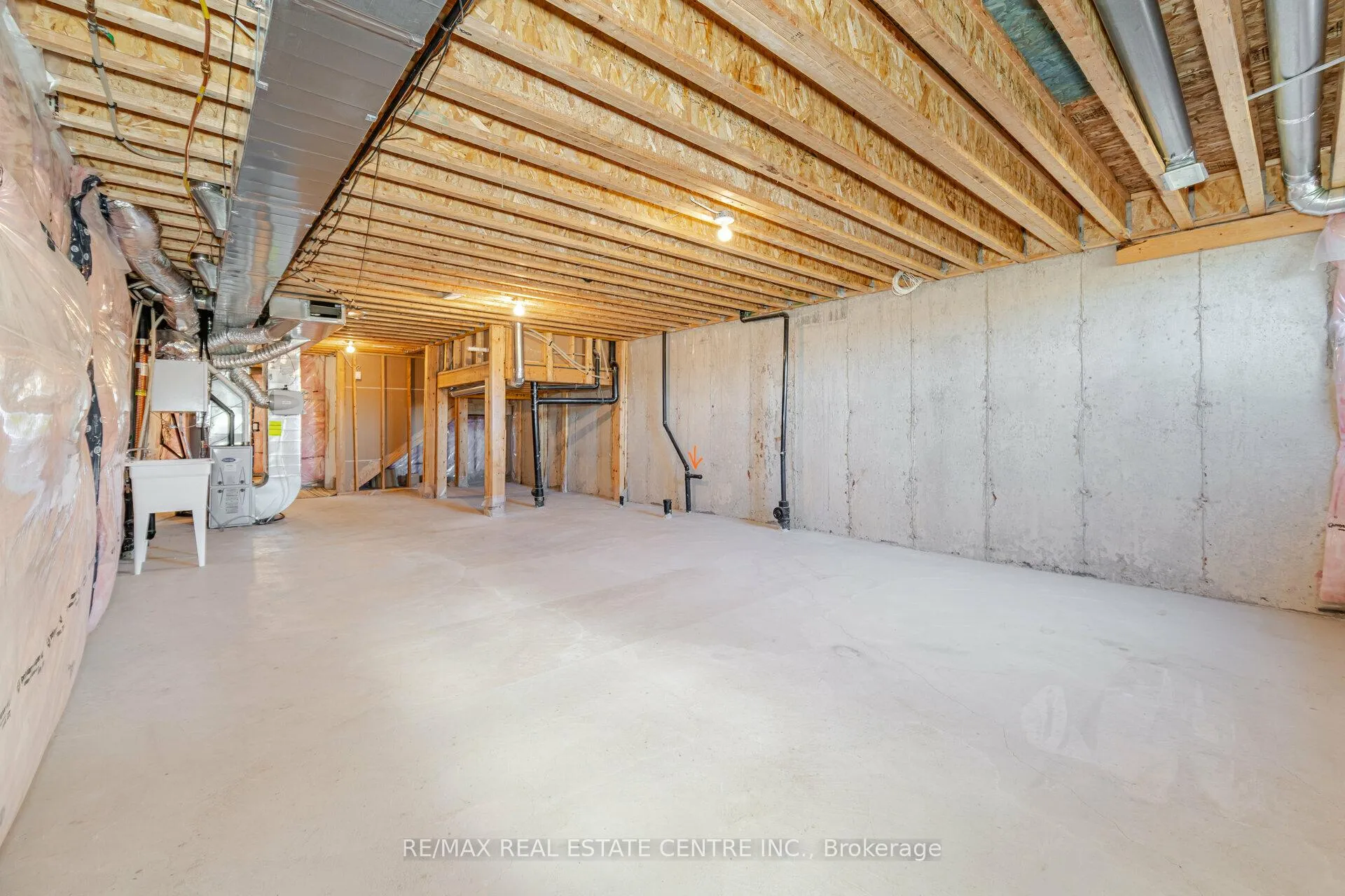 Photo 41 of 84 Heming Trail, Hamilton, Ancaster — HOMEH