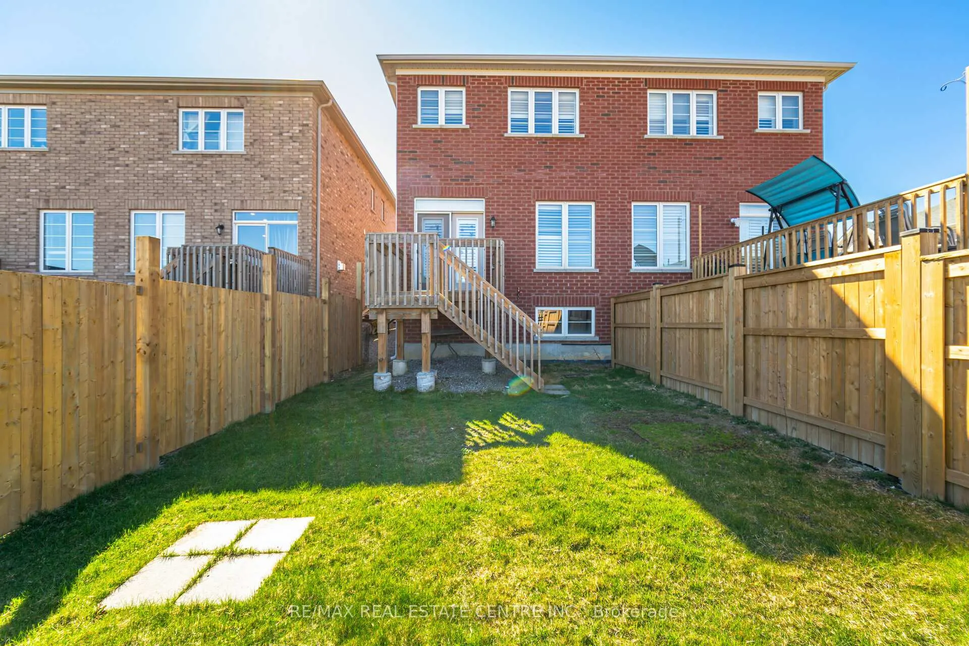 Photo 42 of 84 Heming Trail, Hamilton, Ancaster — HOMEH