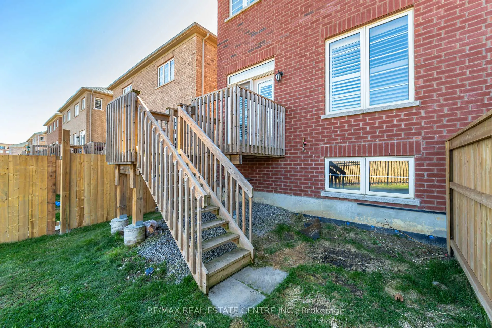Photo 45 of 84 Heming Trail, Hamilton, Ancaster — HOMEH
