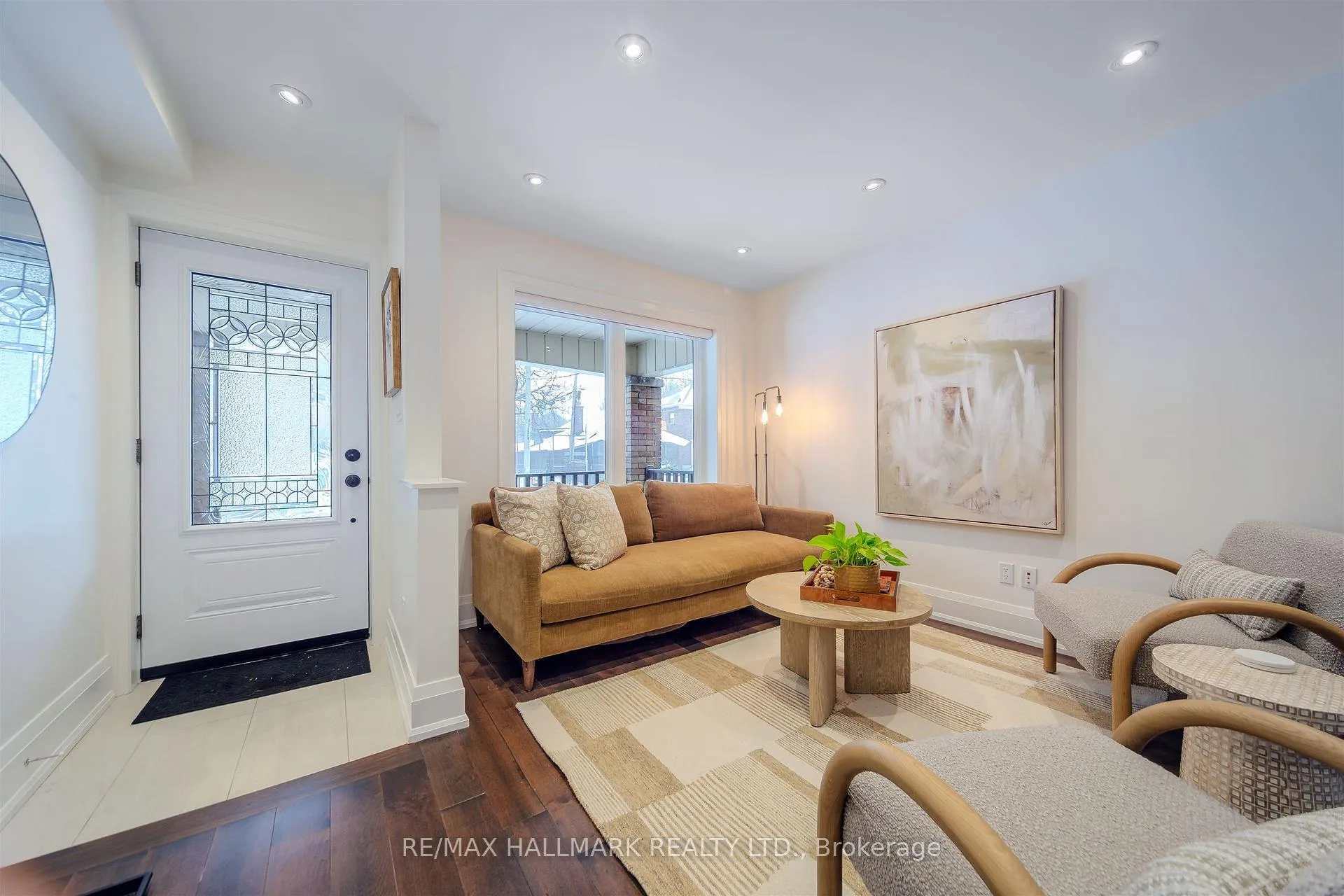 Photo 4 of 97 Queensdale Avenue, Toronto, Danforth Village-East York — HOMEH