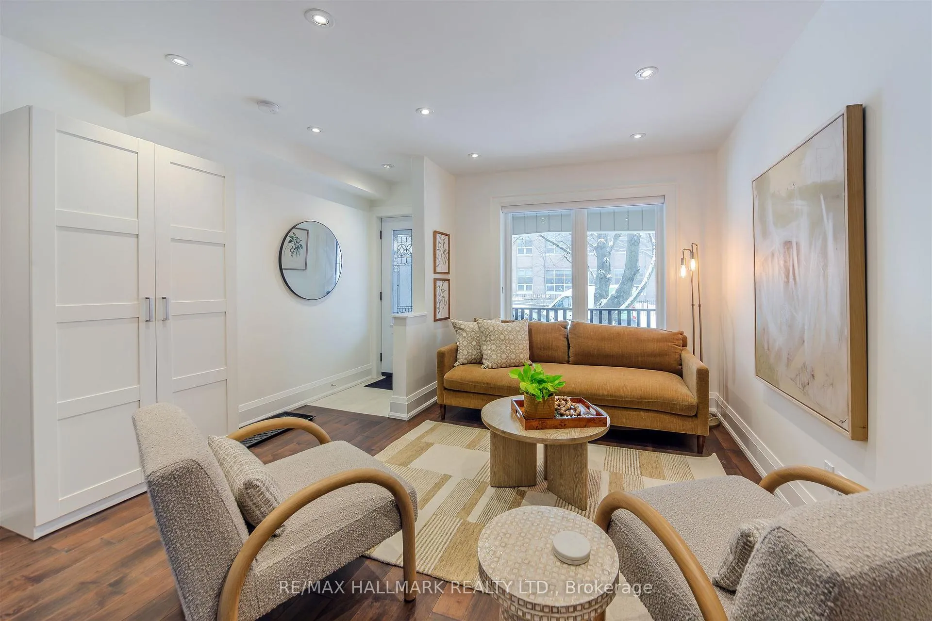 Photo 5 of 97 Queensdale Avenue, Toronto, Danforth Village-East York — HOMEH