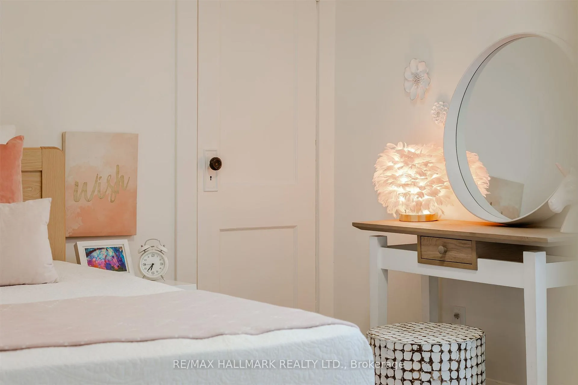 Photo 19 of 97 Queensdale Avenue, Toronto, Danforth Village-East York — HOMEH