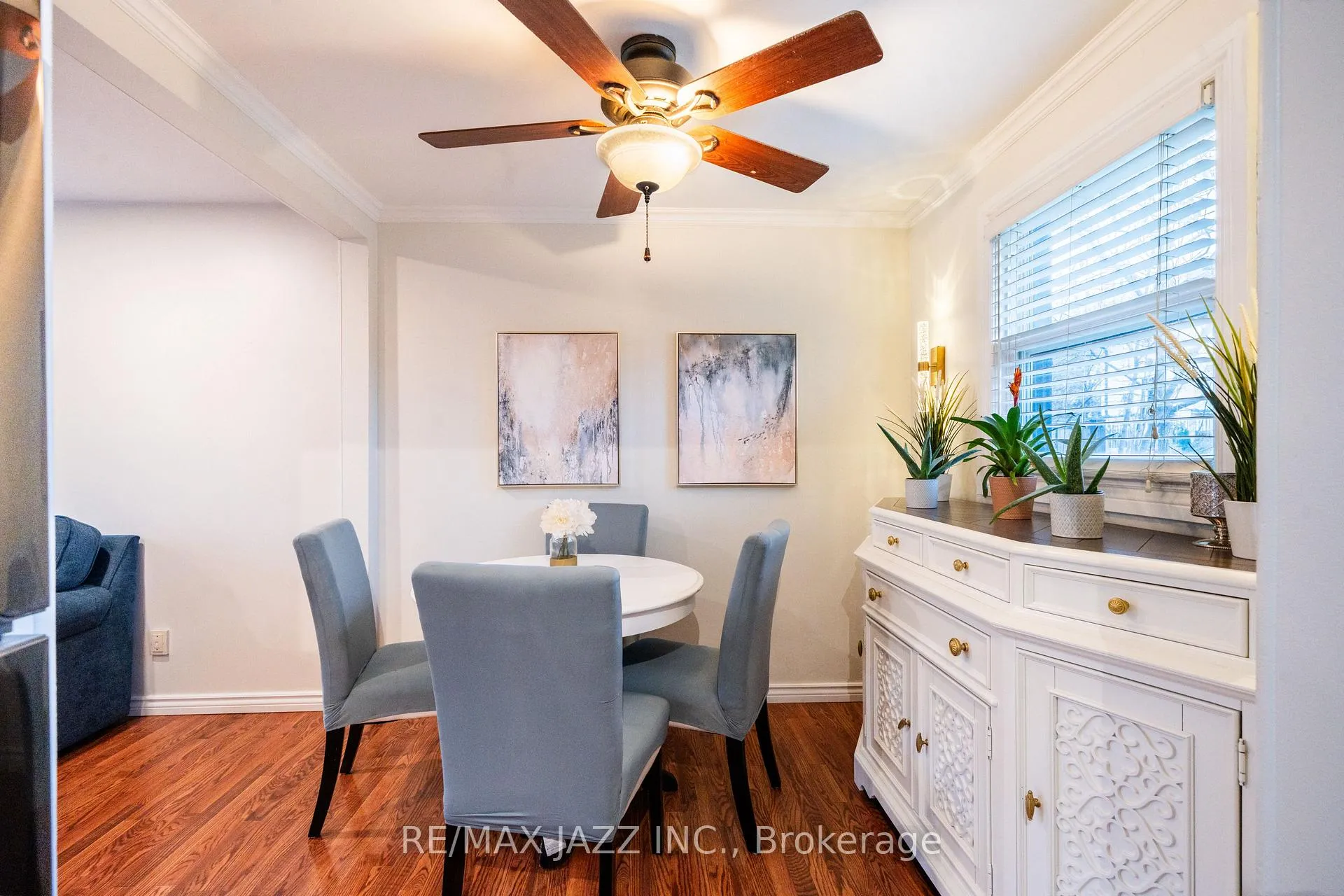 Photo 10 of 194 Liberty Street N, Clarington, Bowmanville — HOMEH