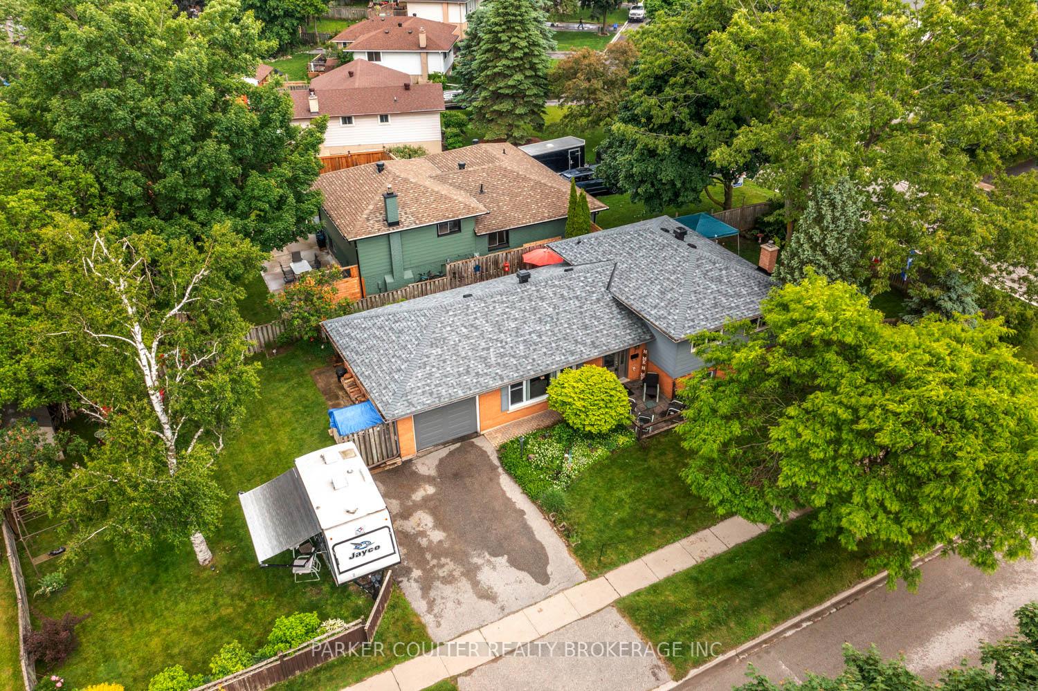 Photo 3 of 7 Broadmoor Avenue, Barrie, Allandale Heights — HOMEH