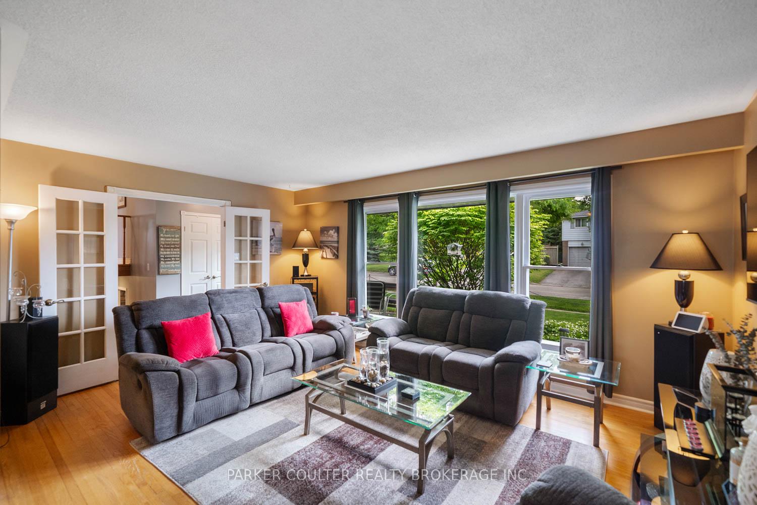 Photo 7 of 7 Broadmoor Avenue, Barrie, Allandale Heights — HOMEH