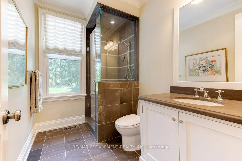 Photo 23 of 183 Mill Street S, Hamilton, Waterdown — HOMEH