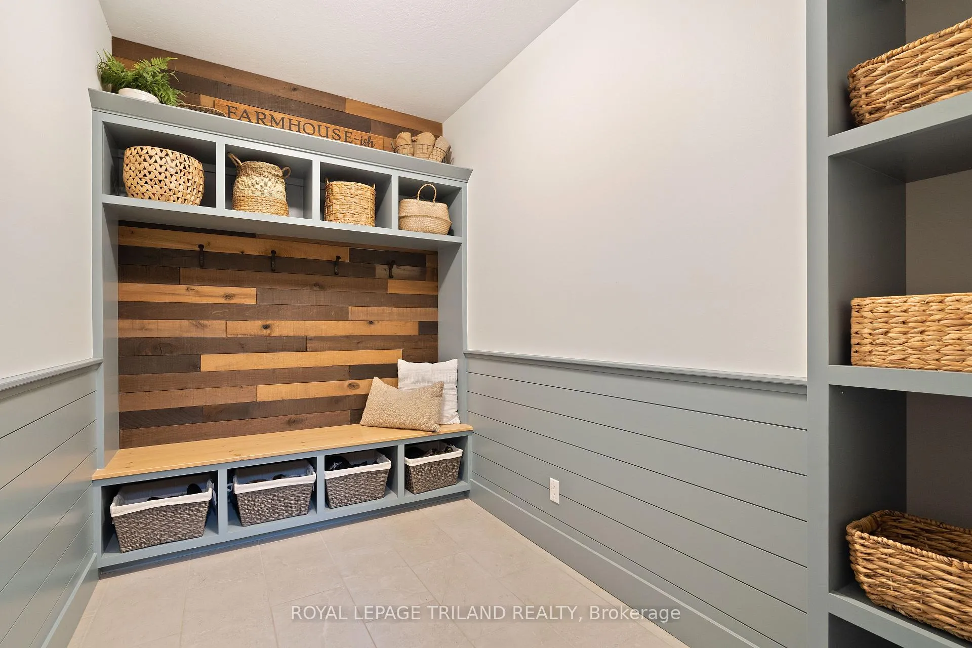 Photo 21 of 42 Cedarvale Lane, Southwold, Talbotville — HOMEH