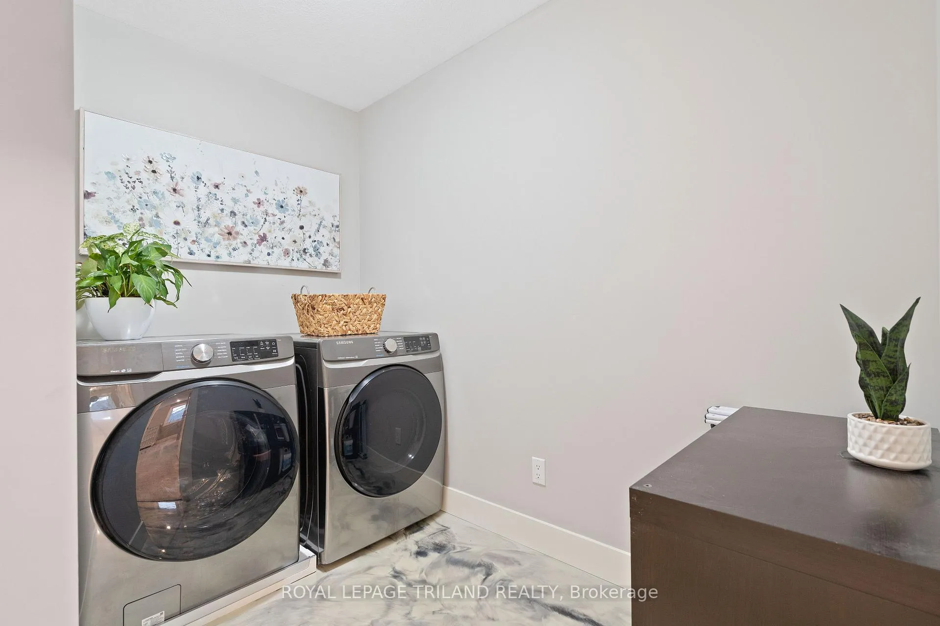 Photo 36 of 42 Cedarvale Lane, Southwold, Talbotville — HOMEH