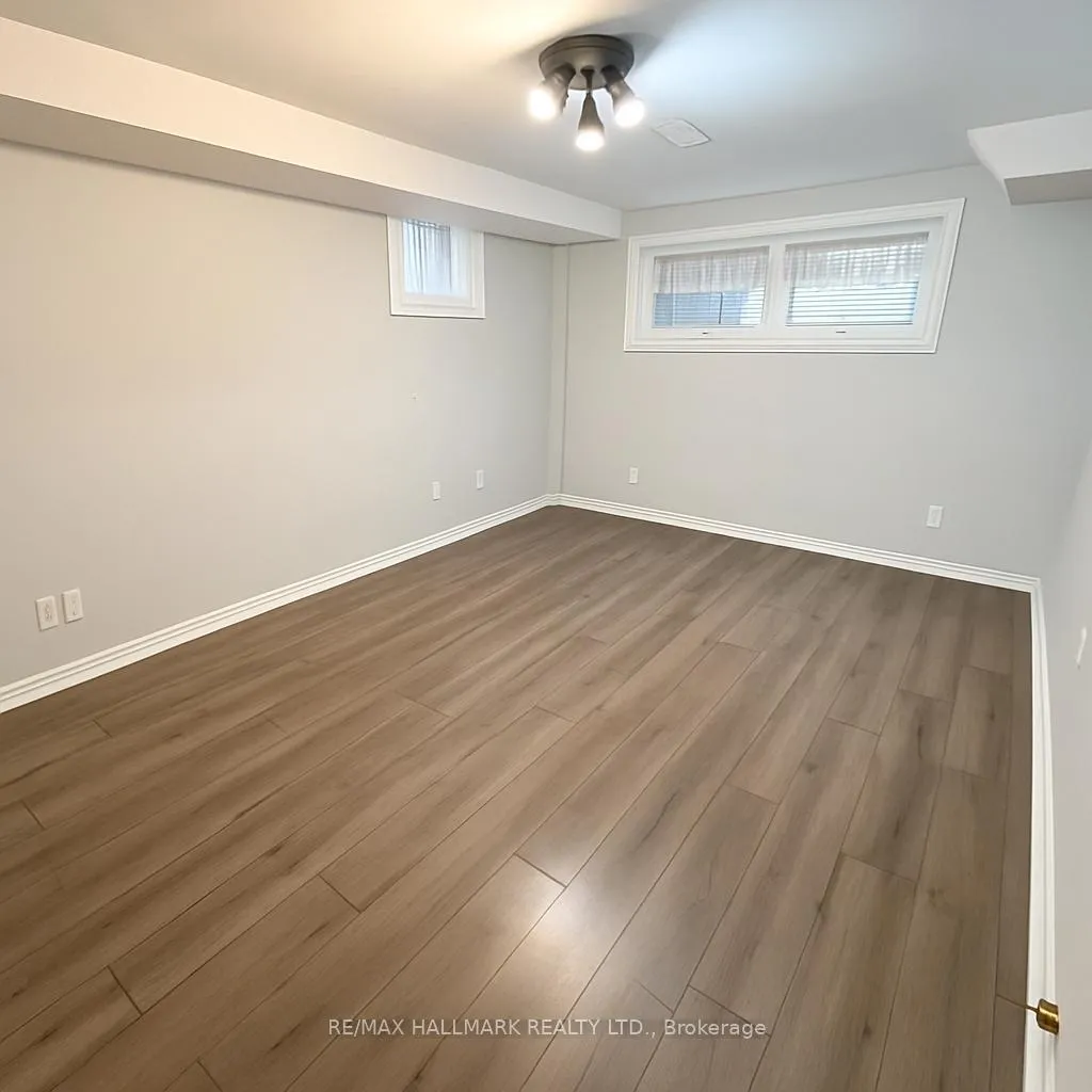 Photo 8 of 30 Gatwick Avenue, Toronto, Woodbine-Lumsden — HOMEH